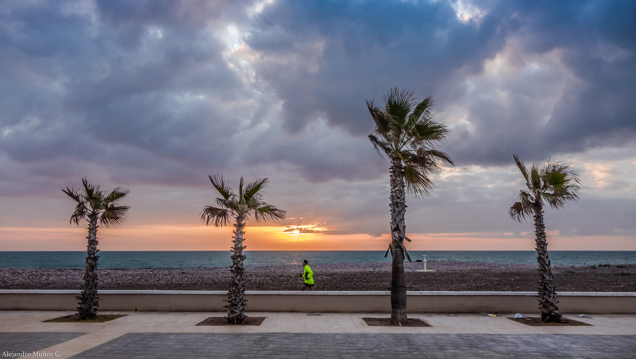 Sony Cyber-shot DSC-RX10 sample photo. Amanecer de tormenta en el puig (valencia) photography