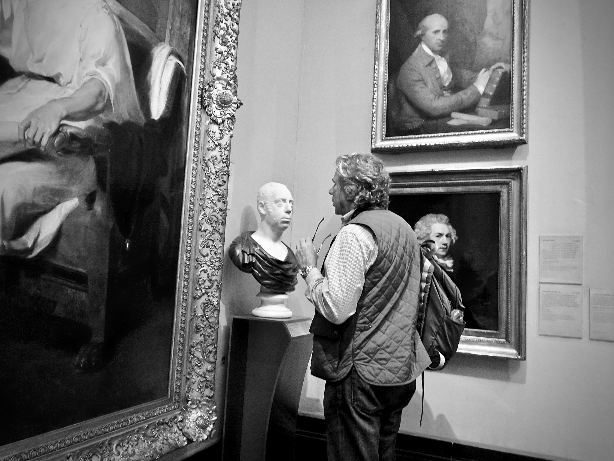 Sony Cyber-shot DSC-RX100 IV + Sony 24-70mm F1.8-2.8 sample photo. National portrait gallery, central london, uk. photography