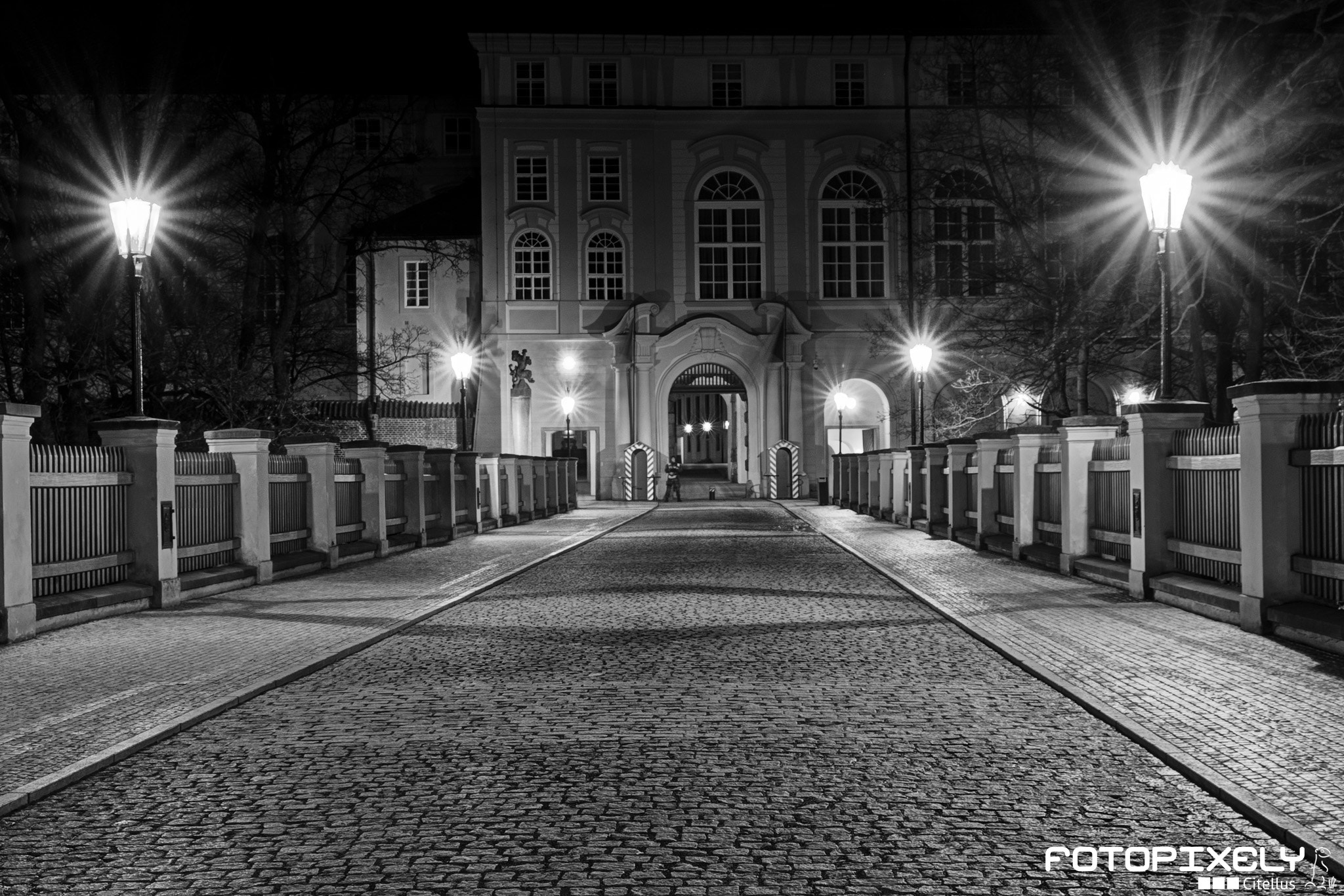 Sigma 24-70mm F2.8 EX DG HSM sample photo. Pražské uličky / prague streets photography