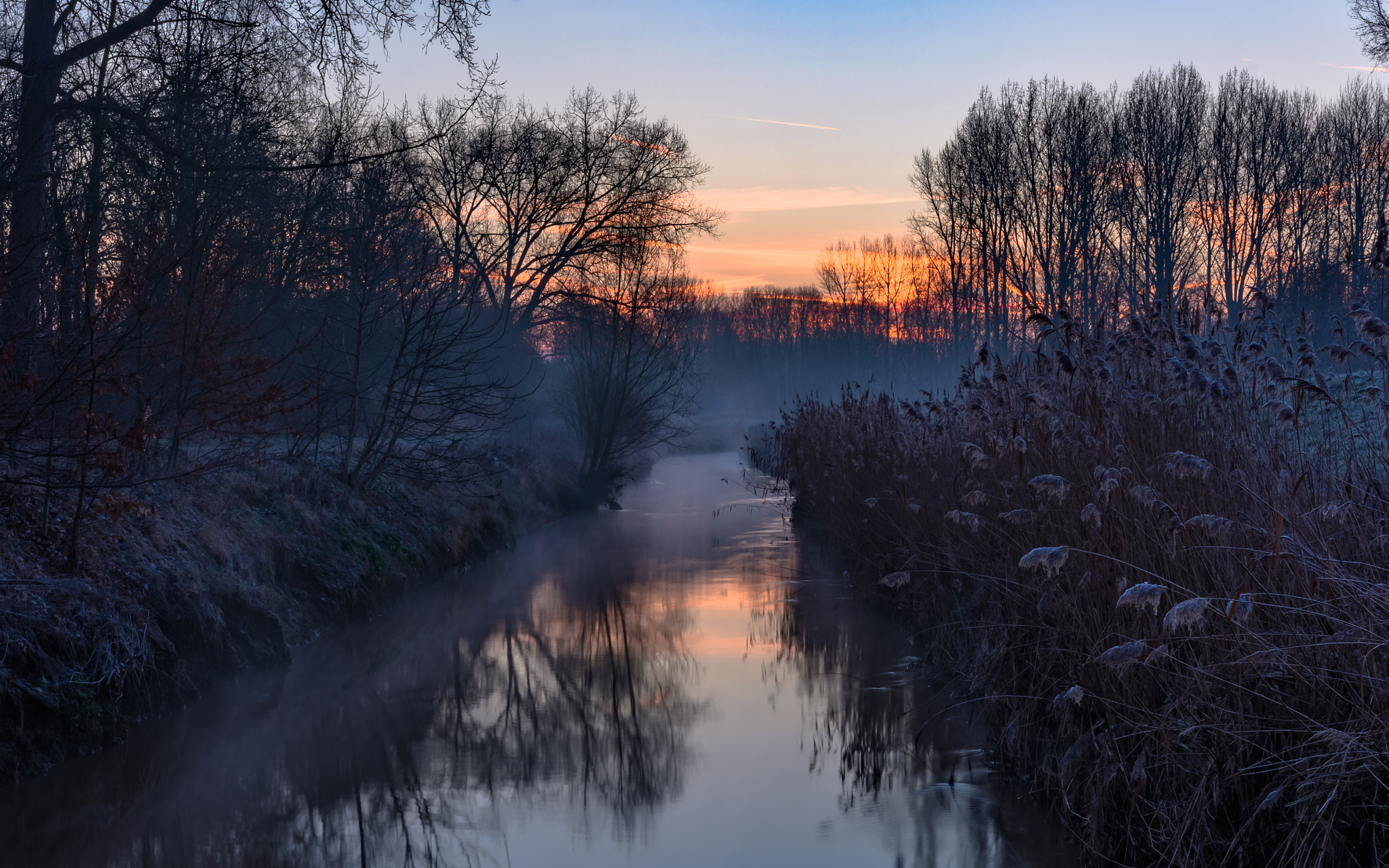 Nikon D500 + Sigma 18-35mm F1.8 DC HSM Art sample photo. Sunrise at webbekoms broek photography