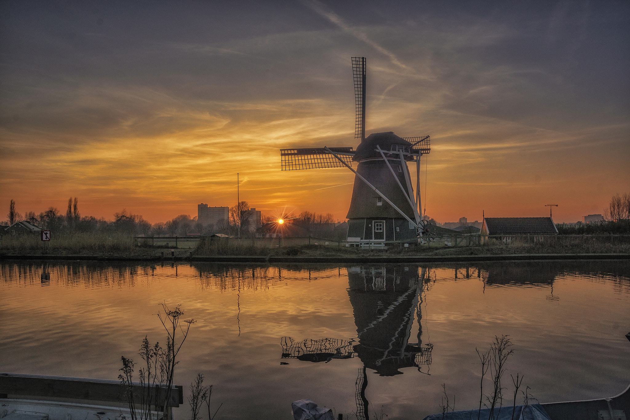 Sony SLT-A65 (SLT-A65V) + 17-50mm F2.8 sample photo. Vijfhuizen sunset photography