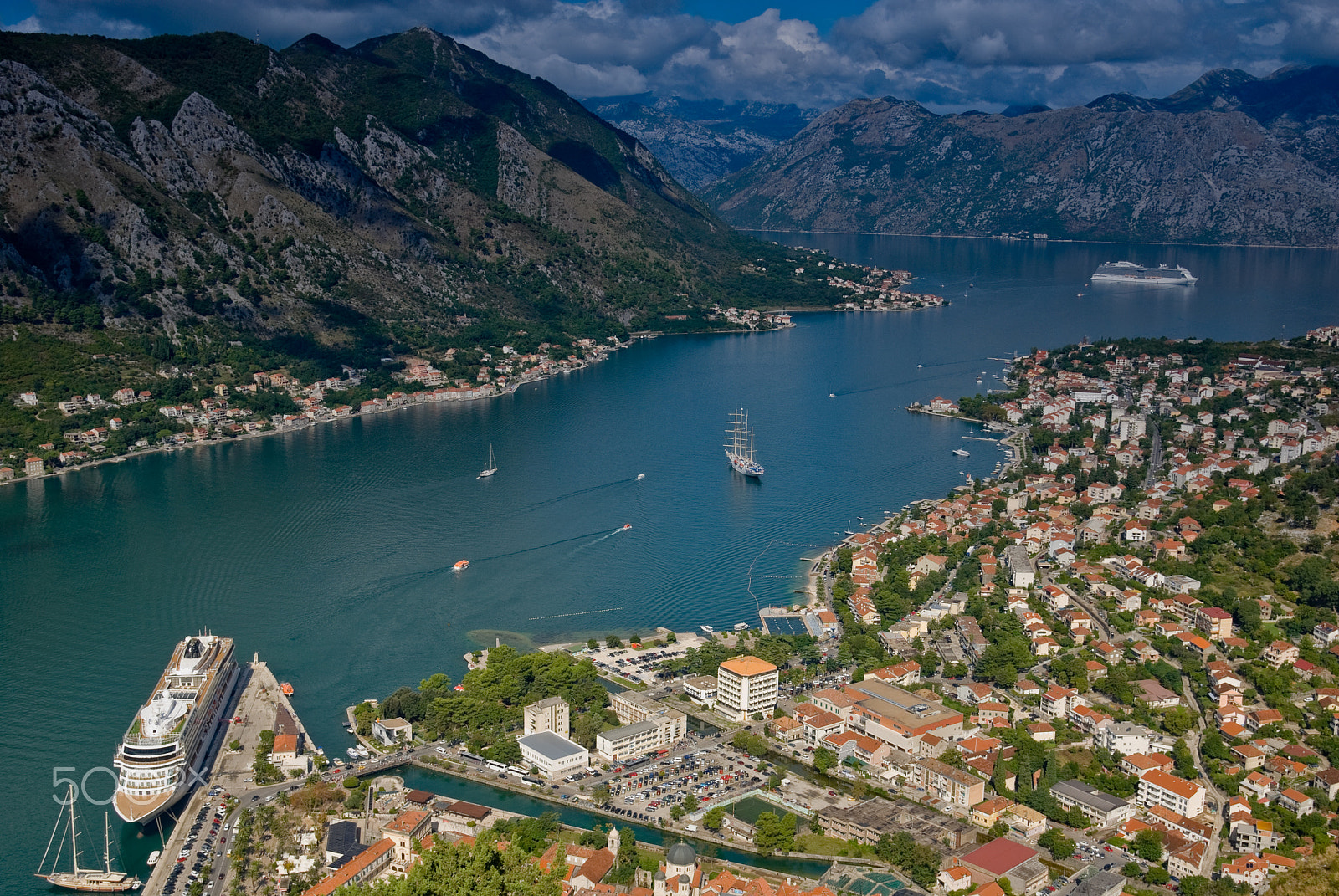 Nikon D200 + Nikon AF-S Nikkor 24-120mm F4G ED VR sample photo. A kotor bay view from castle's top point photography