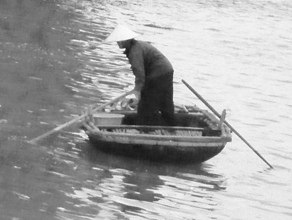 Panasonic DMC-FX50 sample photo. A brave vietnamese fisherman i captured on an old camera - apologies for the poor quality. photography