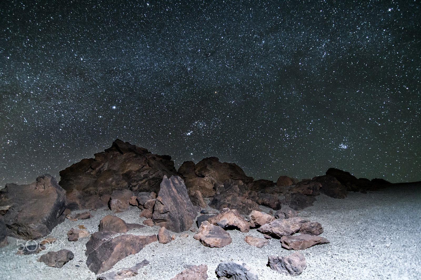 Tokina AT-X Pro 11-16mm F2.8 DX sample photo. Moon landscape photography