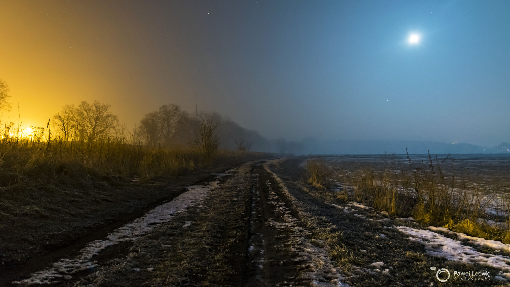 Sigma 17-70mm F2.8-4 DC Macro OS HSM | C sample photo. Dirt road through the field photography