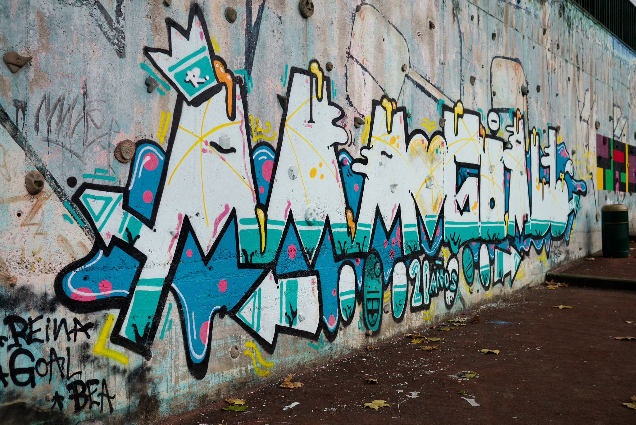 Panasonic Lumix G 20mm F1.7 ASPH sample photo. Bilbao, graffiti photography