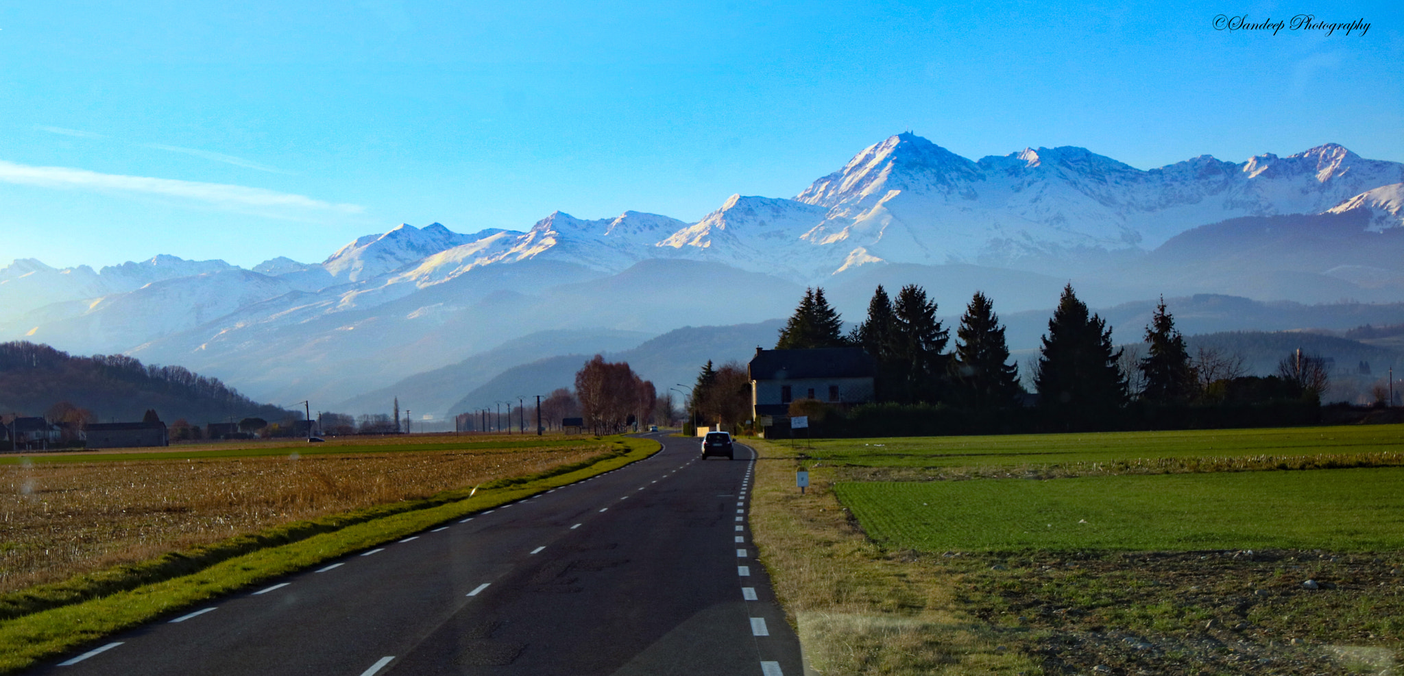 Canon EOS 750D (EOS Rebel T6i / EOS Kiss X8i) sample photo. On the way to pic du midi, france photography