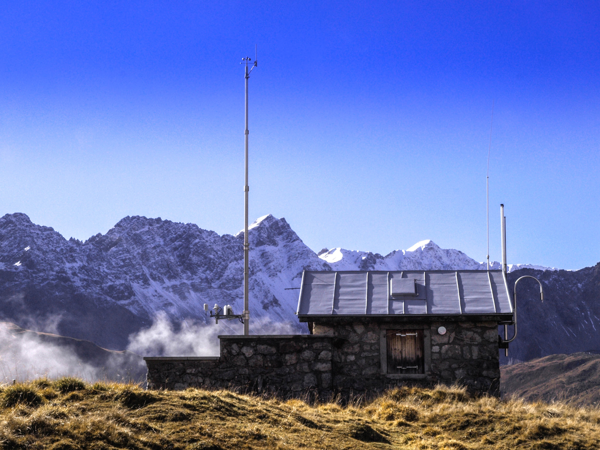 Olympus Zuiko Digital ED 12-60mm F2.8-4.0 SWD sample photo. Arosa mountains photography