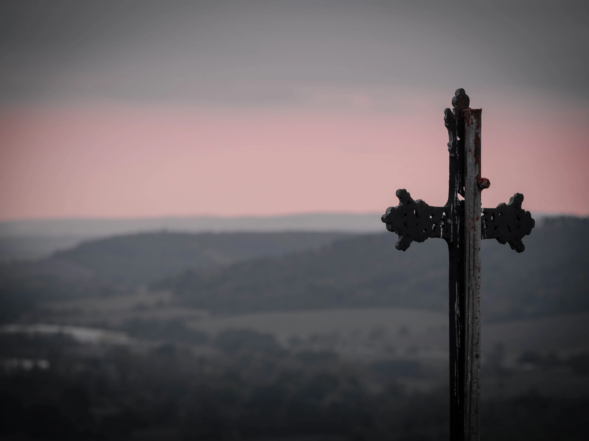 Olympus PEN E-PL6 sample photo. Cross on the hill photography