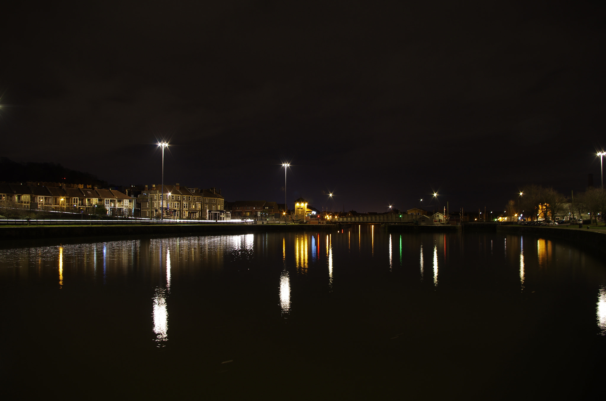 Pentax smc DA 18-55mm F3.5-5.6 AL WR sample photo. More light trails photography