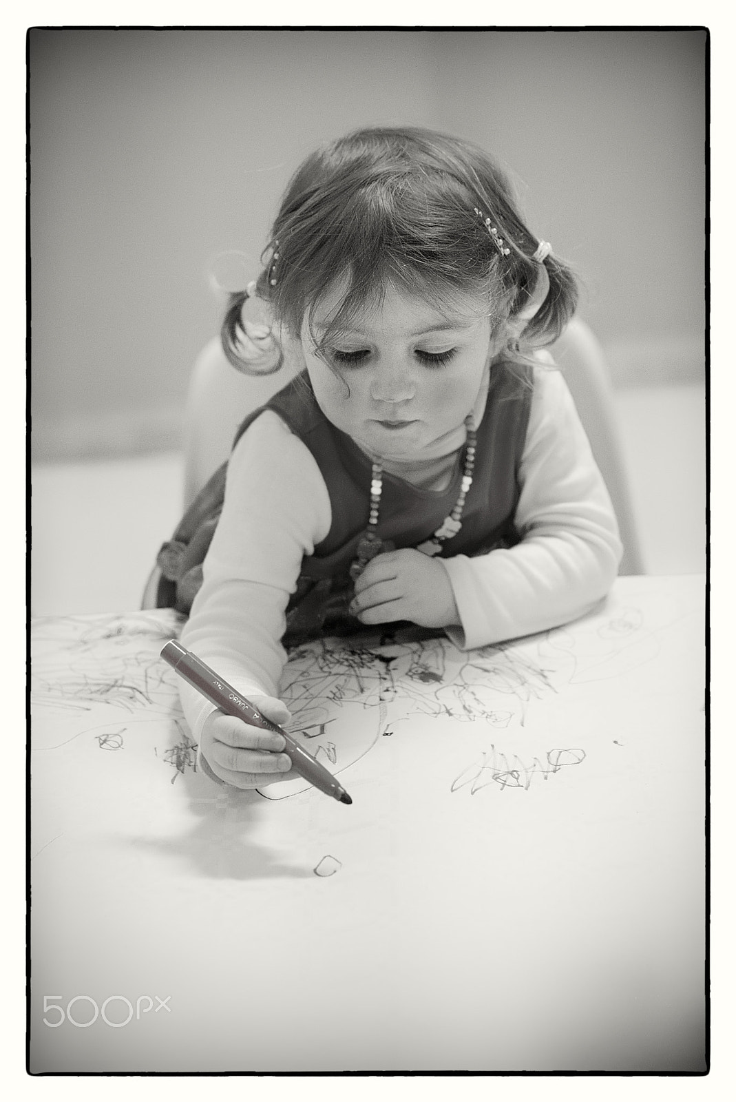 Sony a7S sample photo. Good little girl (at work) photography