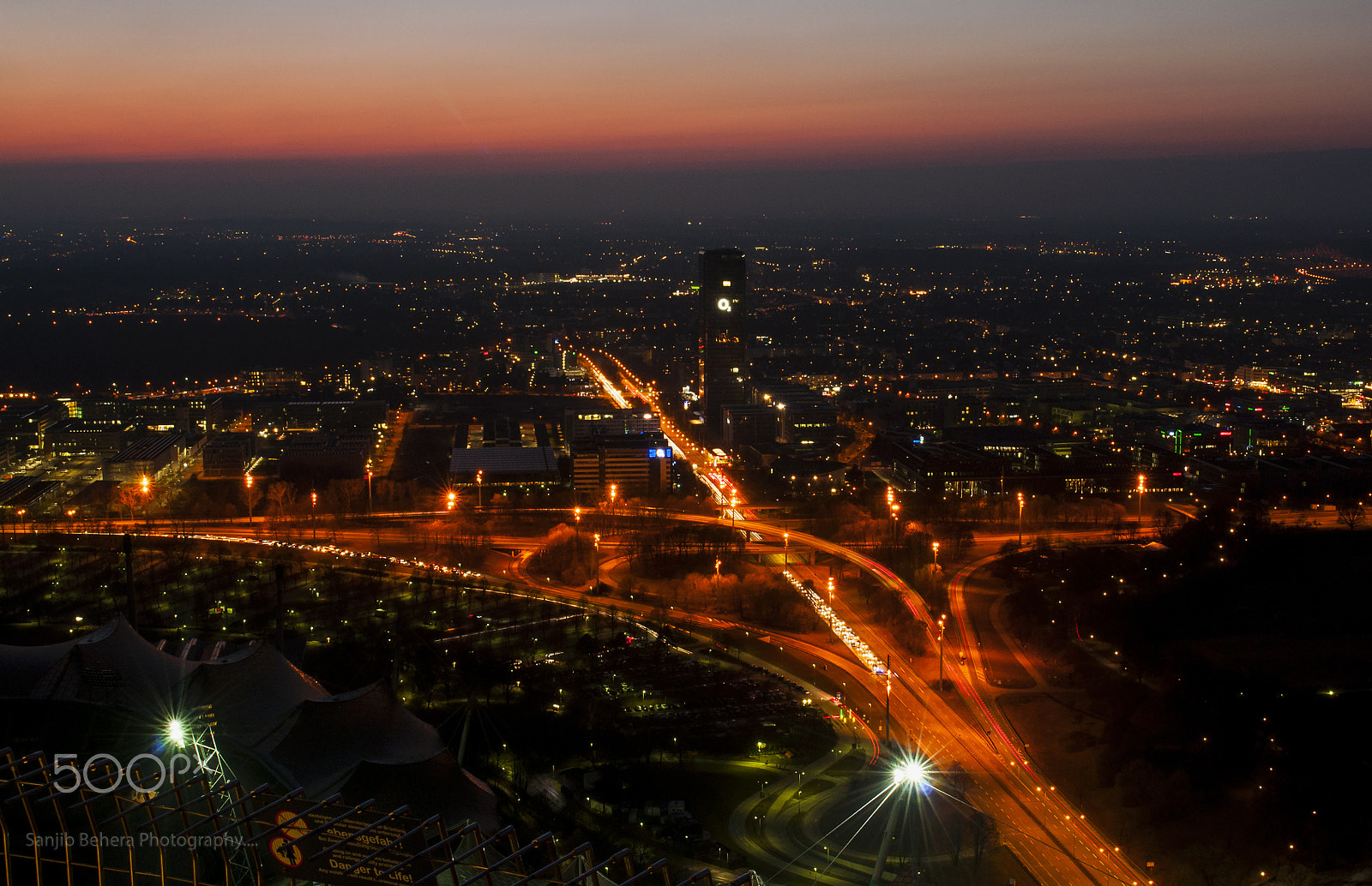 Nikon AF-S Nikkor 24-70mm F2.8G ED sample photo. O2 tower & d twilight.... photography