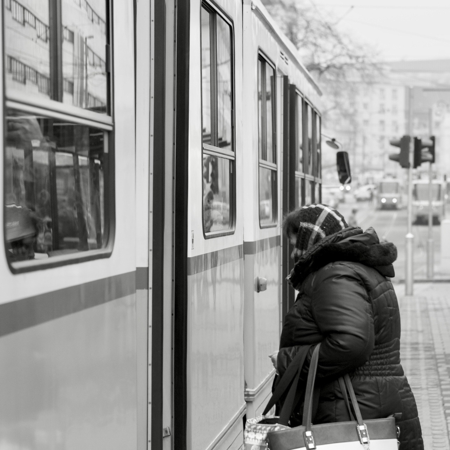 Olympus PEN-F sample photo. The train series - waiting for the train photography