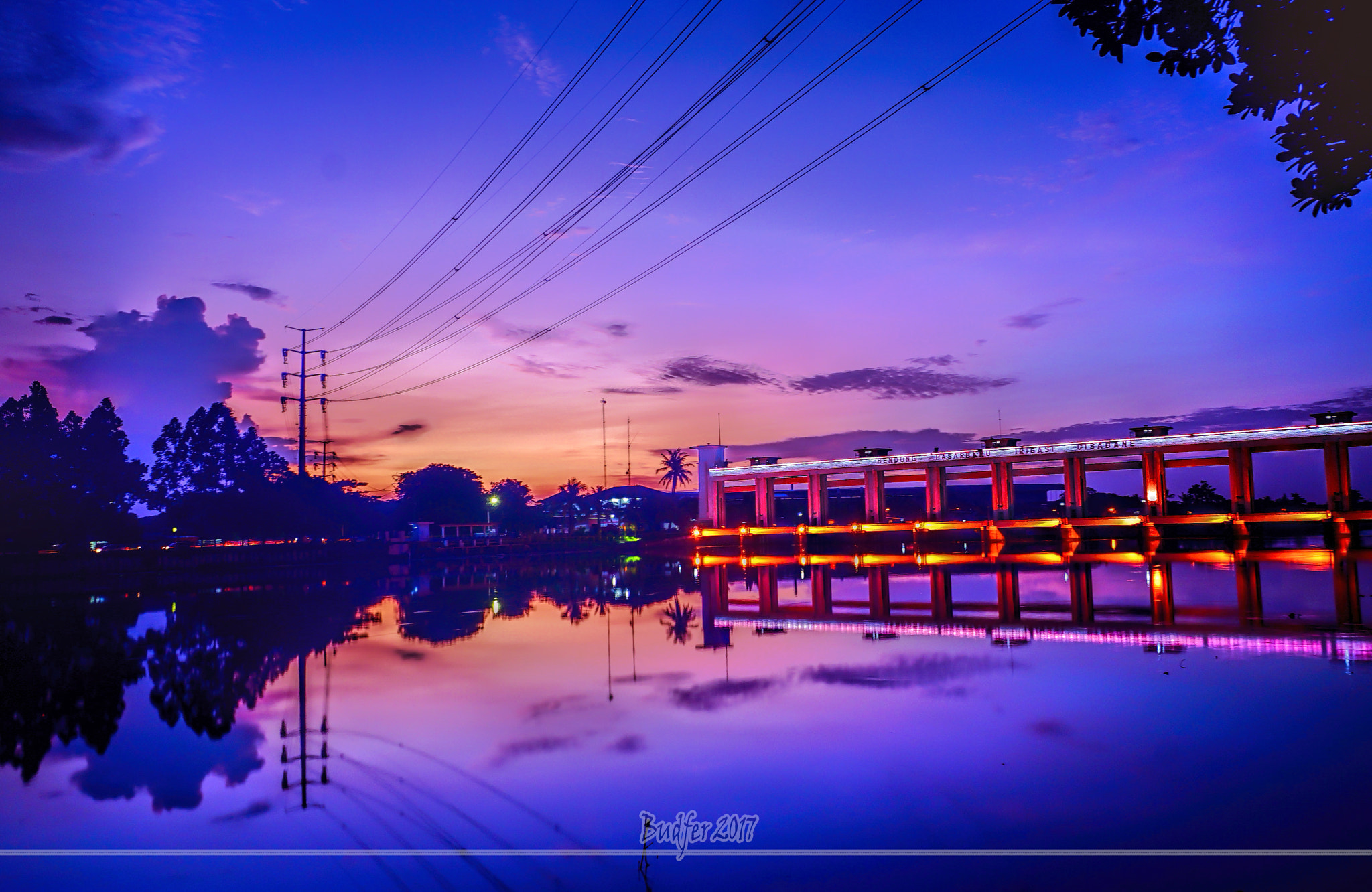 Sony a7 II + Sony E 10-18mm F4 OSS sample photo. Sluice 10 gate photography