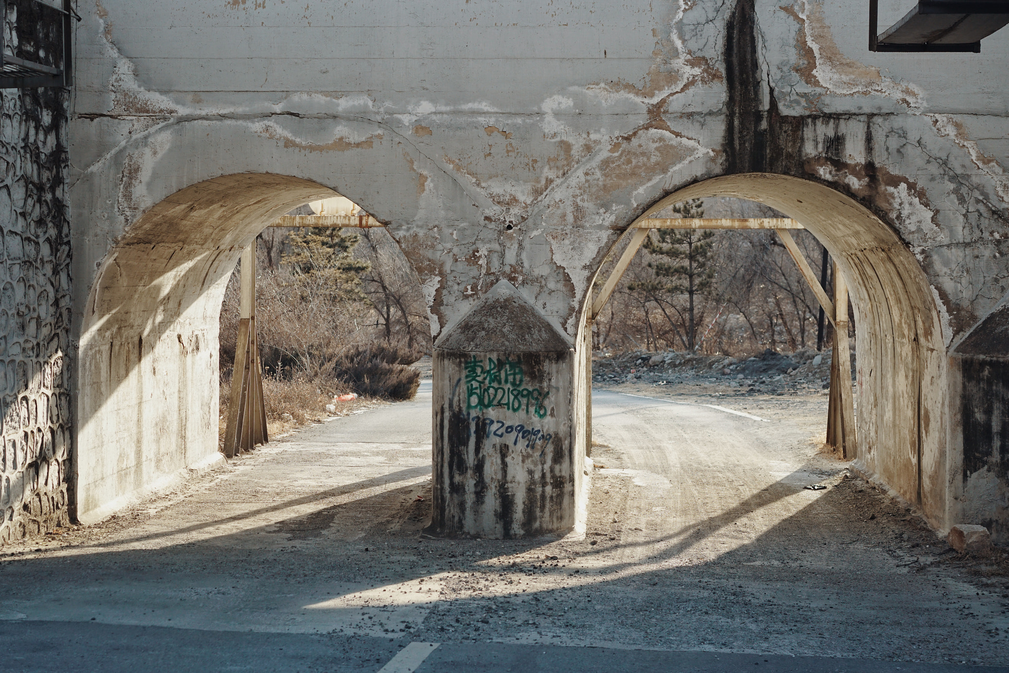 Sony a7R II + Sony Sonnar T* FE 55mm F1.8 ZA sample photo. Culvert photography