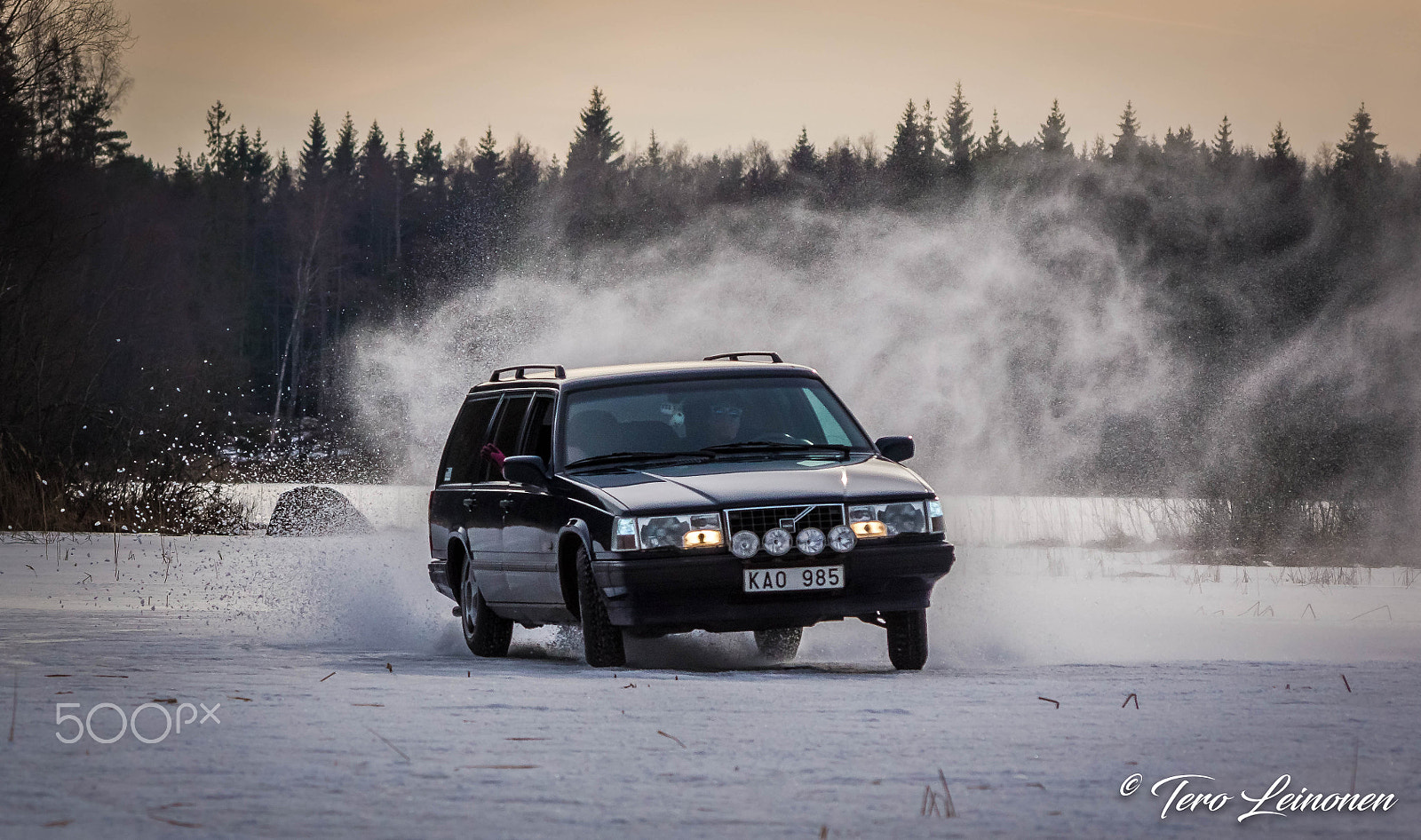 Sigma 70-300mm F4-5.6 DL Macro sample photo. Ice racing photography