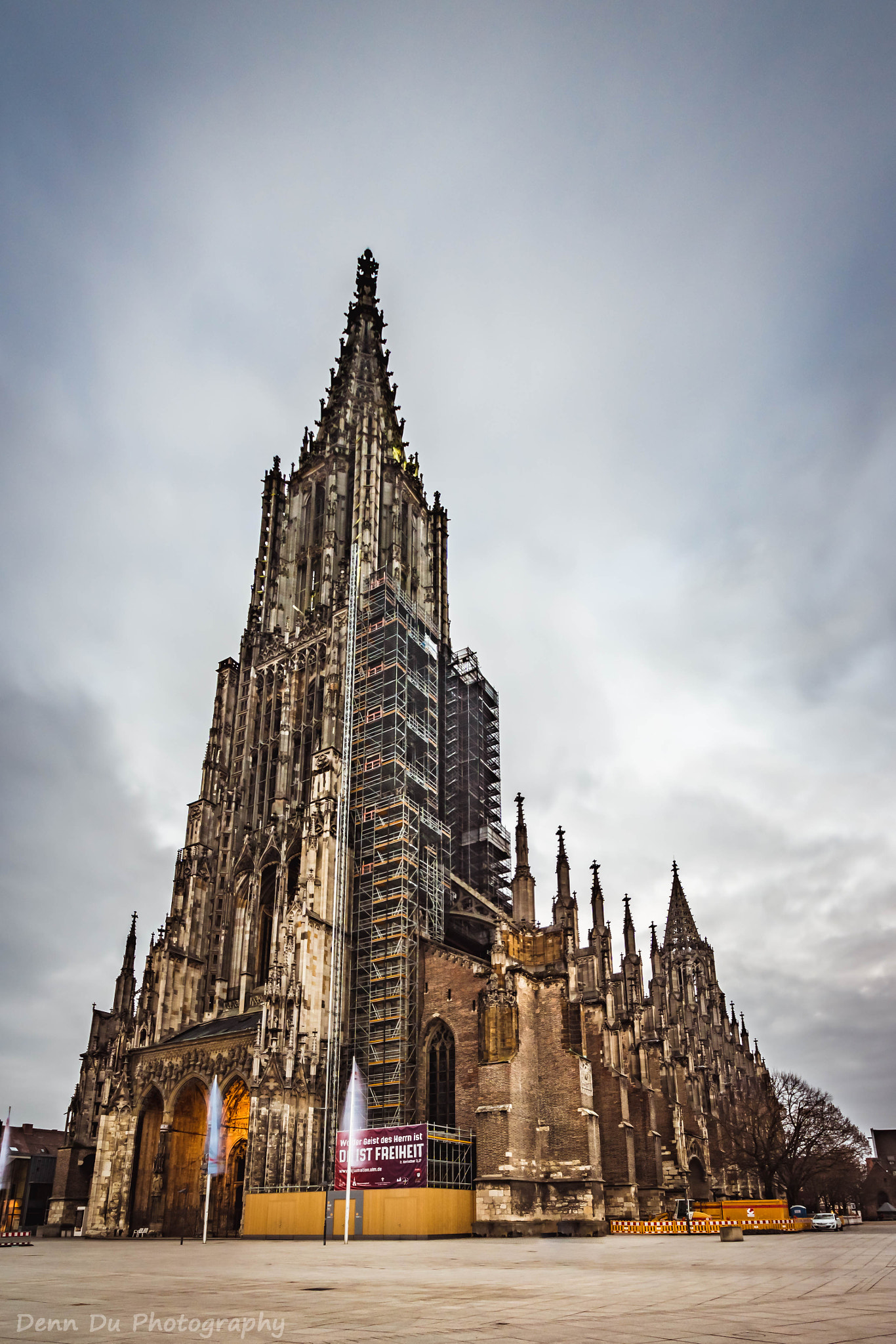 Sony ILCA-77M2 sample photo. Langzeitbelichtung vom ulmer münster photography