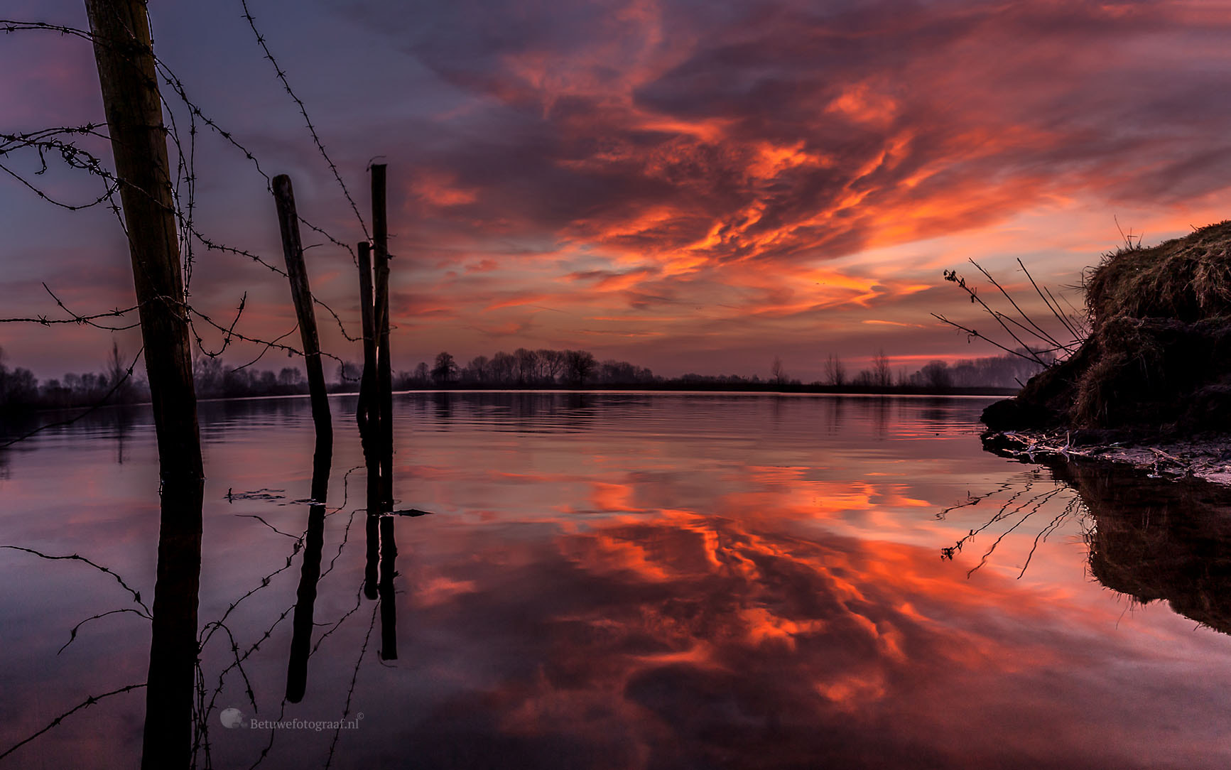 Canon EOS 5D Mark II + Sigma 24-105mm f/4 DG OS HSM | A sample photo. Lord of the rings photography