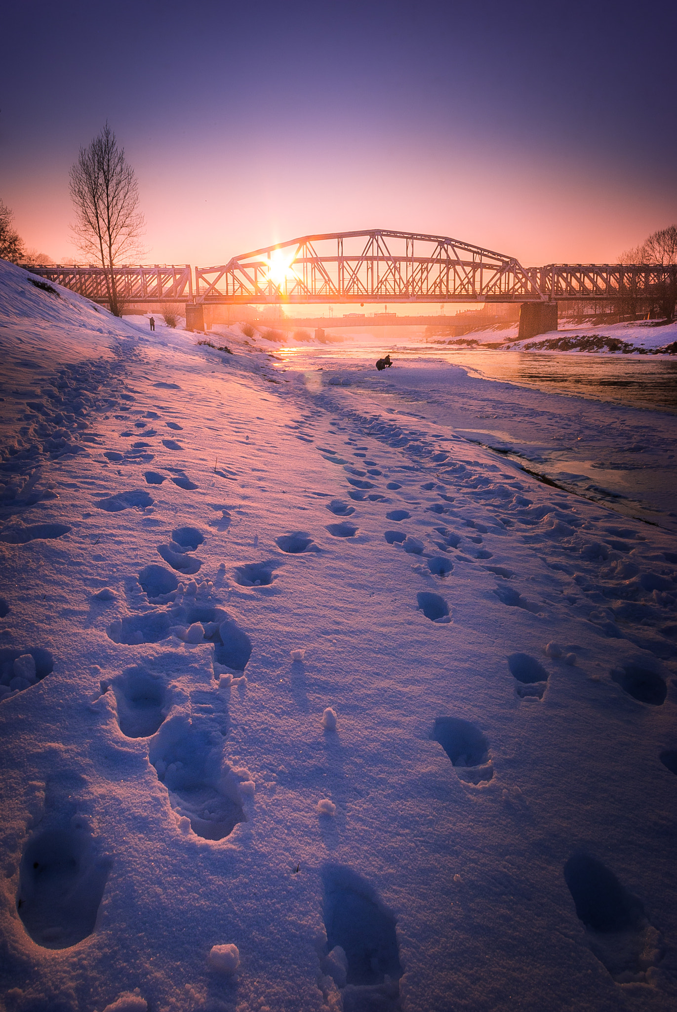 Pentax smc DA 18-55mm F3.5-5.6 ED AL II (IF) sample photo. Winter sunset photography