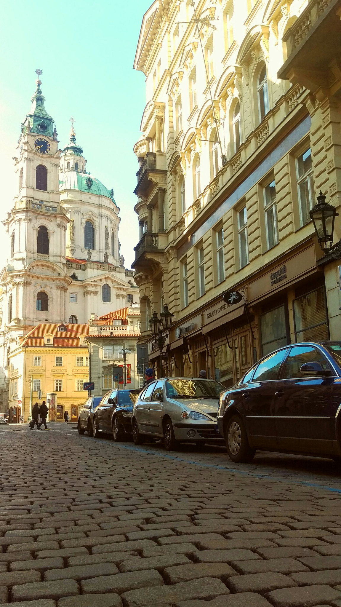 HTC M9 sample photo. On the streets of prague photography