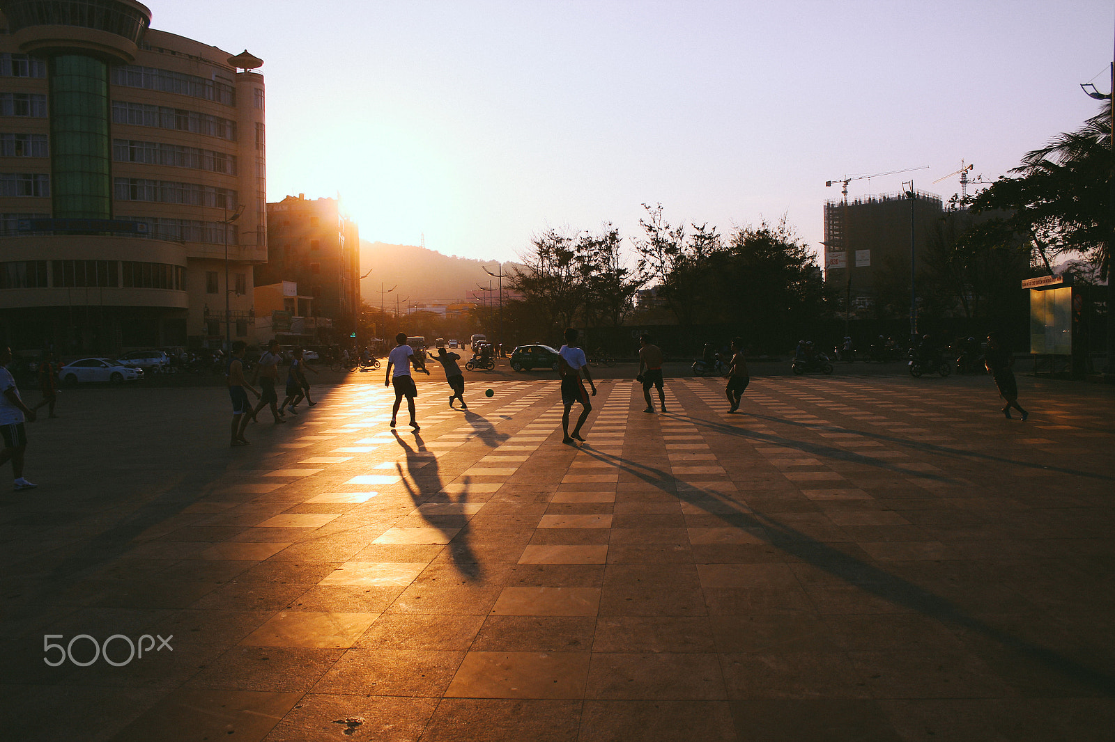 Canon EOS 600D (Rebel EOS T3i / EOS Kiss X5) sample photo. Street football photography