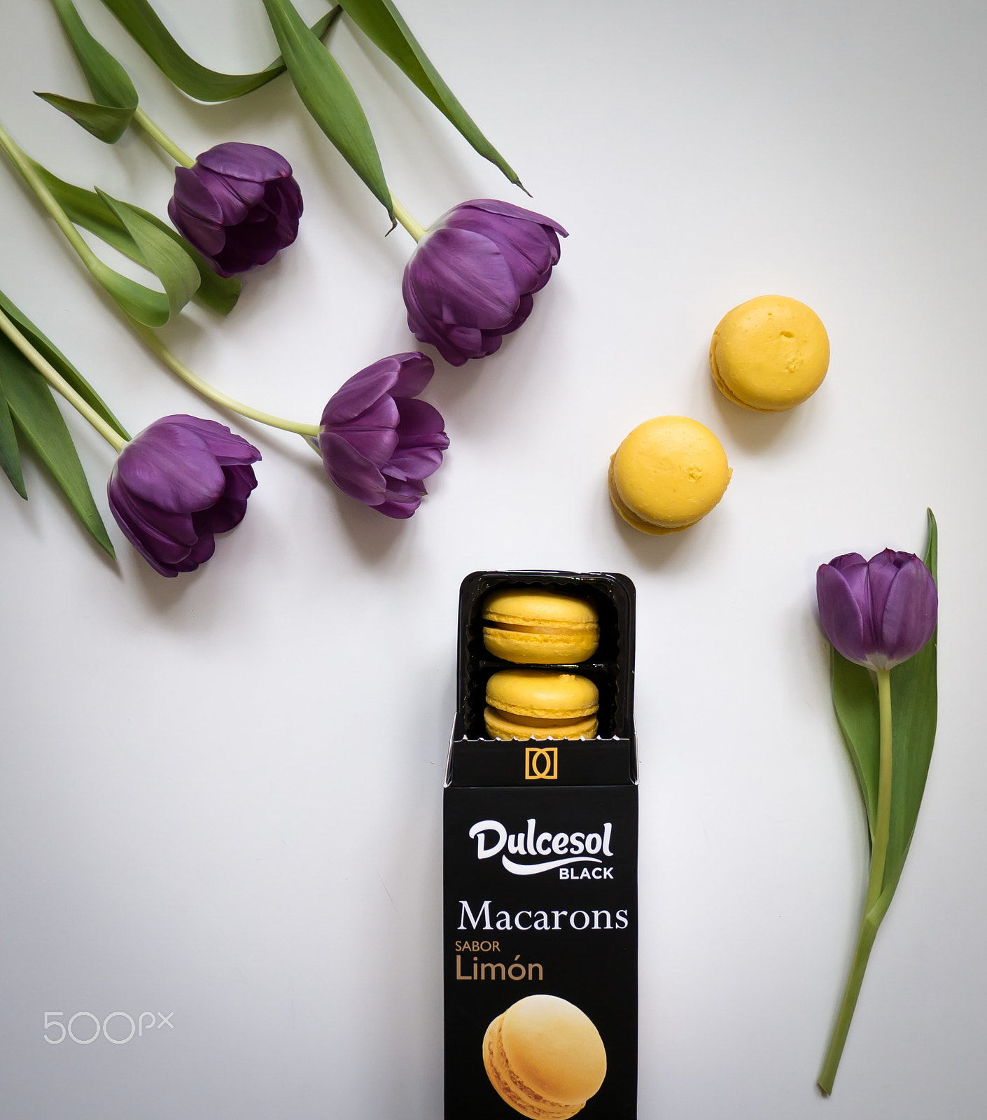 Panasonic Lumix DMC-GF7 sample photo. Yellow macarons photography