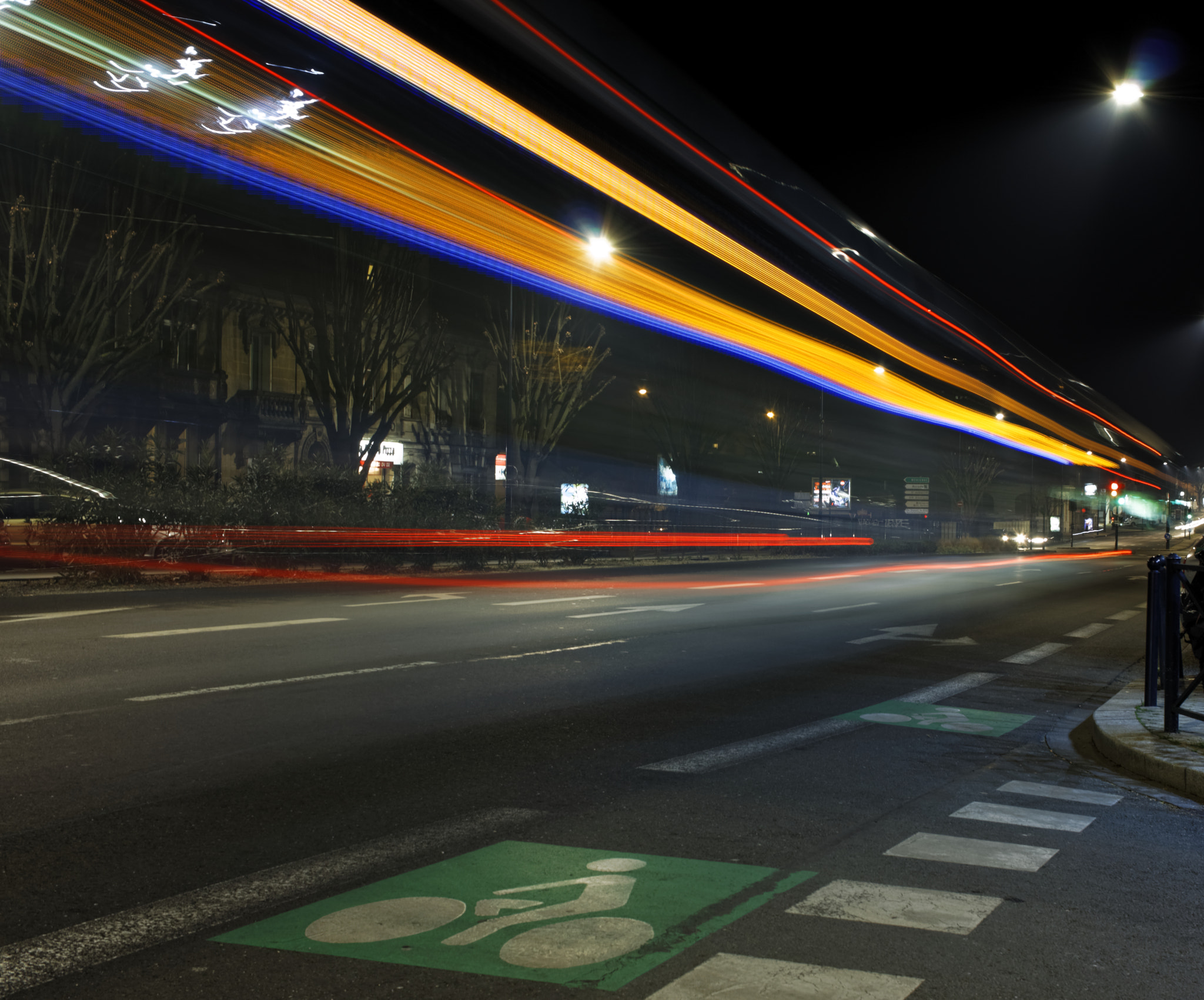 Canon EF-S 24mm F2.8 STM sample photo. Street light photography
