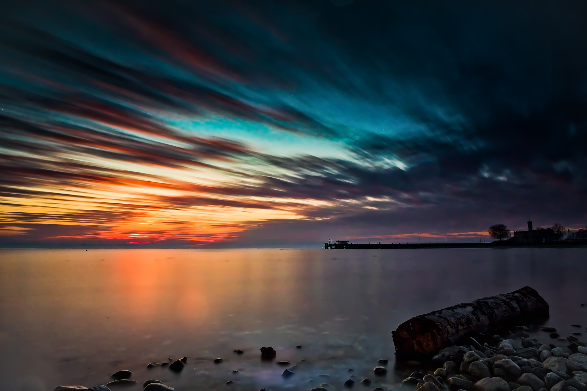 Panasonic Lumix G X Vario 12-35mm F2.8 ASPH Power OIS sample photo. Sunset at lake photography