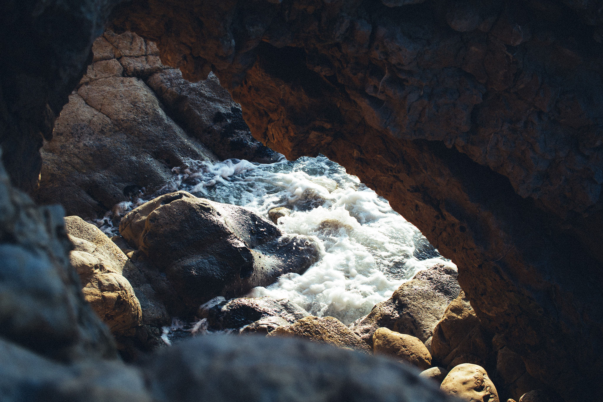 Canon EF-S 24mm F2.8 STM sample photo. Rochers photography