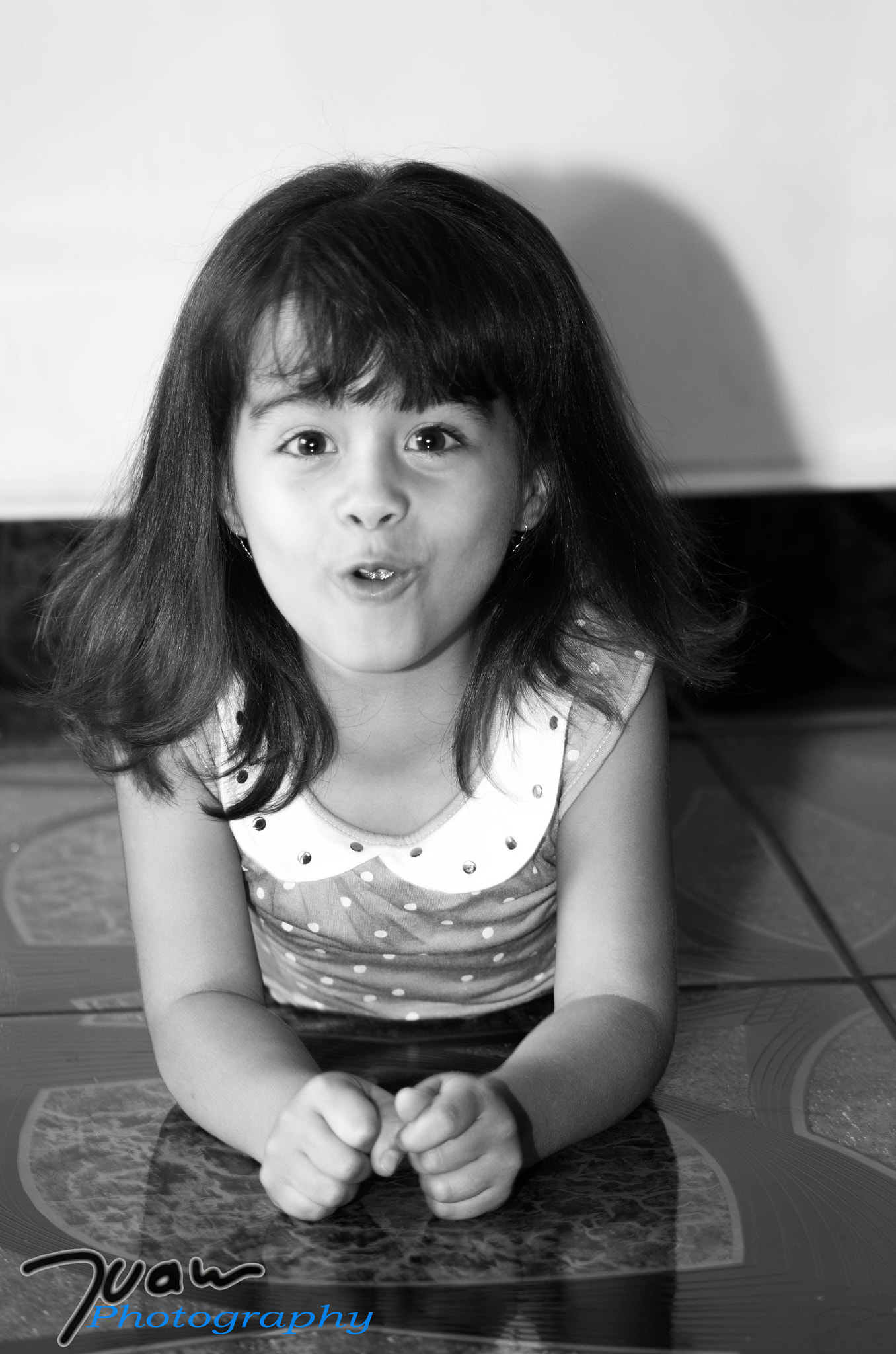 Pentax K-50 + Sigma sample photo. Salomé photography