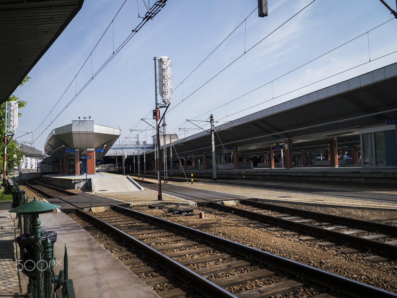 Panasonic Lumix DMC-GF6 + LUMIX G VARIO 14-42/F3.5-5.6 II sample photo. Cracow railways photography