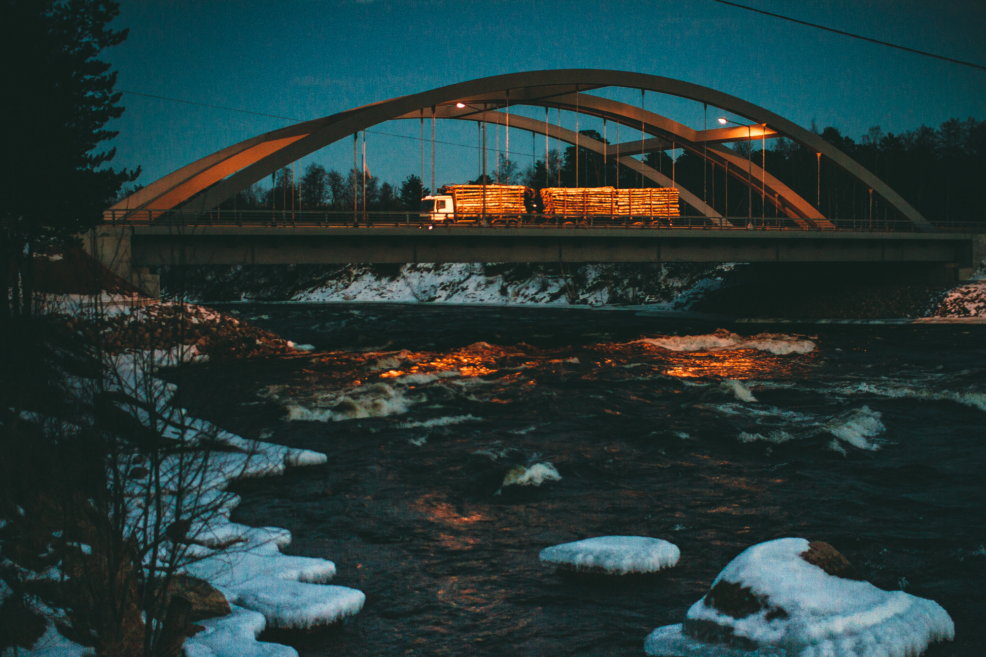 Sigma 30mm F1.4 EX DC HSM sample photo. Bridge photography