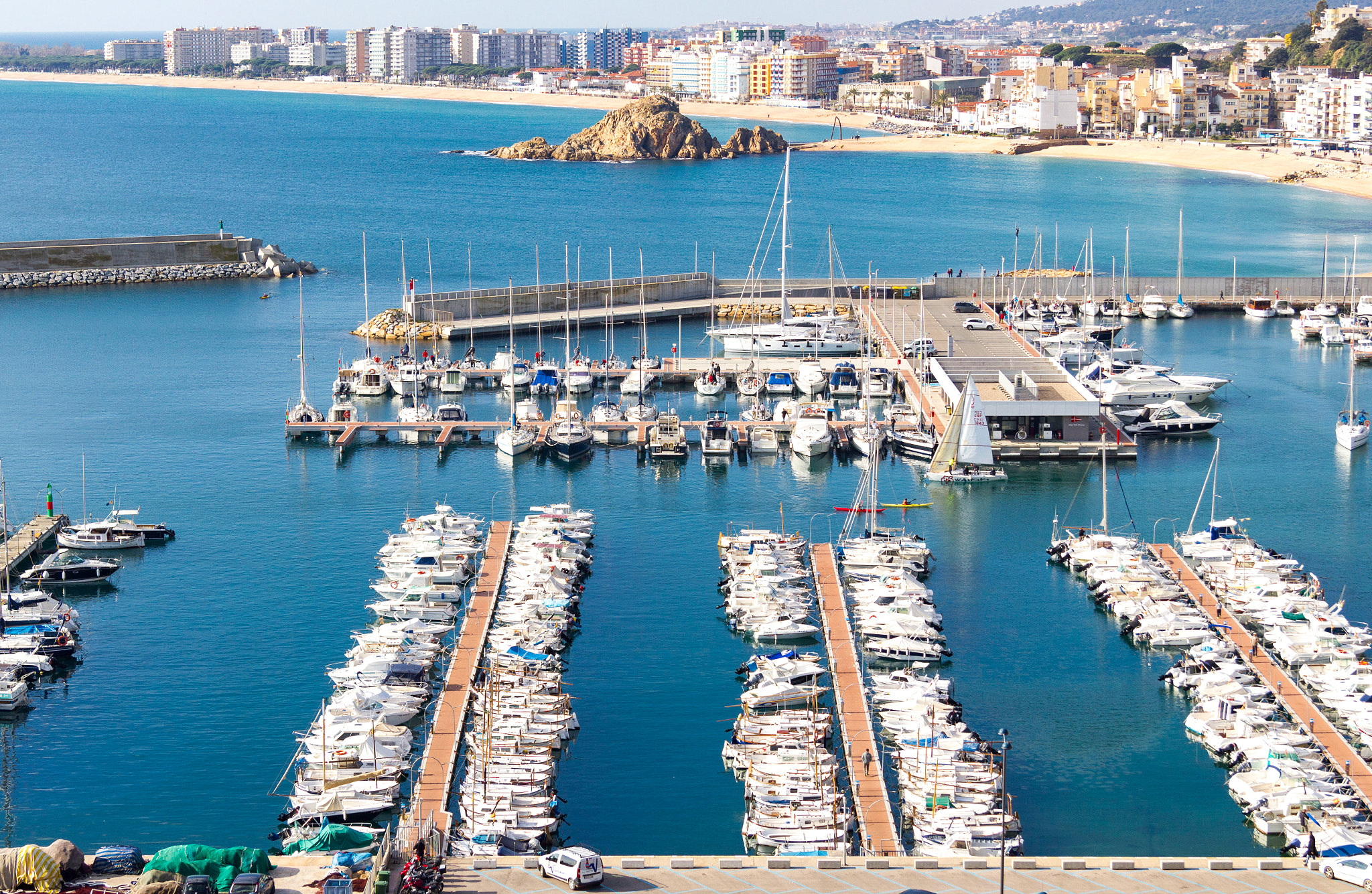 Canon EF-S 17-85mm F4-5.6 IS USM sample photo. Blanes photography