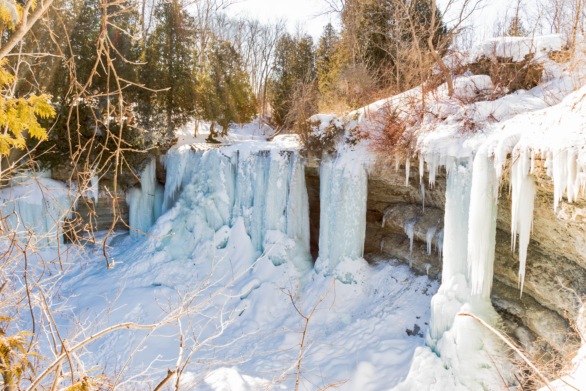 Canon EF 17-40mm F4L USM sample photo. Frozen bridal veil falls photography