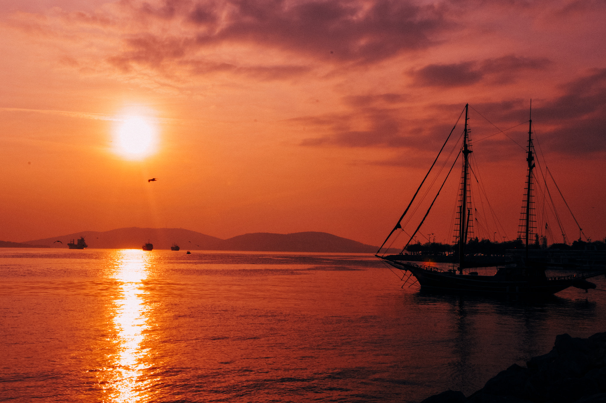 Nikon D300 sample photo. Sunset istanbul photography