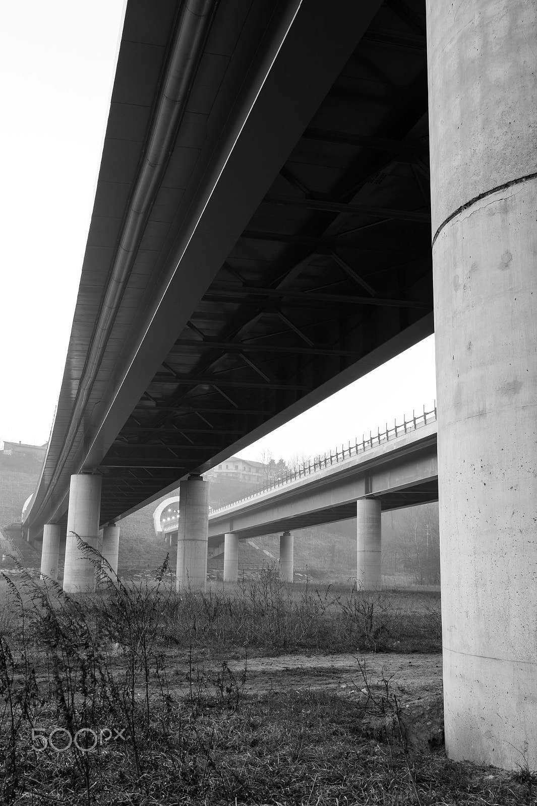 Nikon D700 + Nikon AF-S Nikkor 35mm F1.4G sample photo. Under highway photography