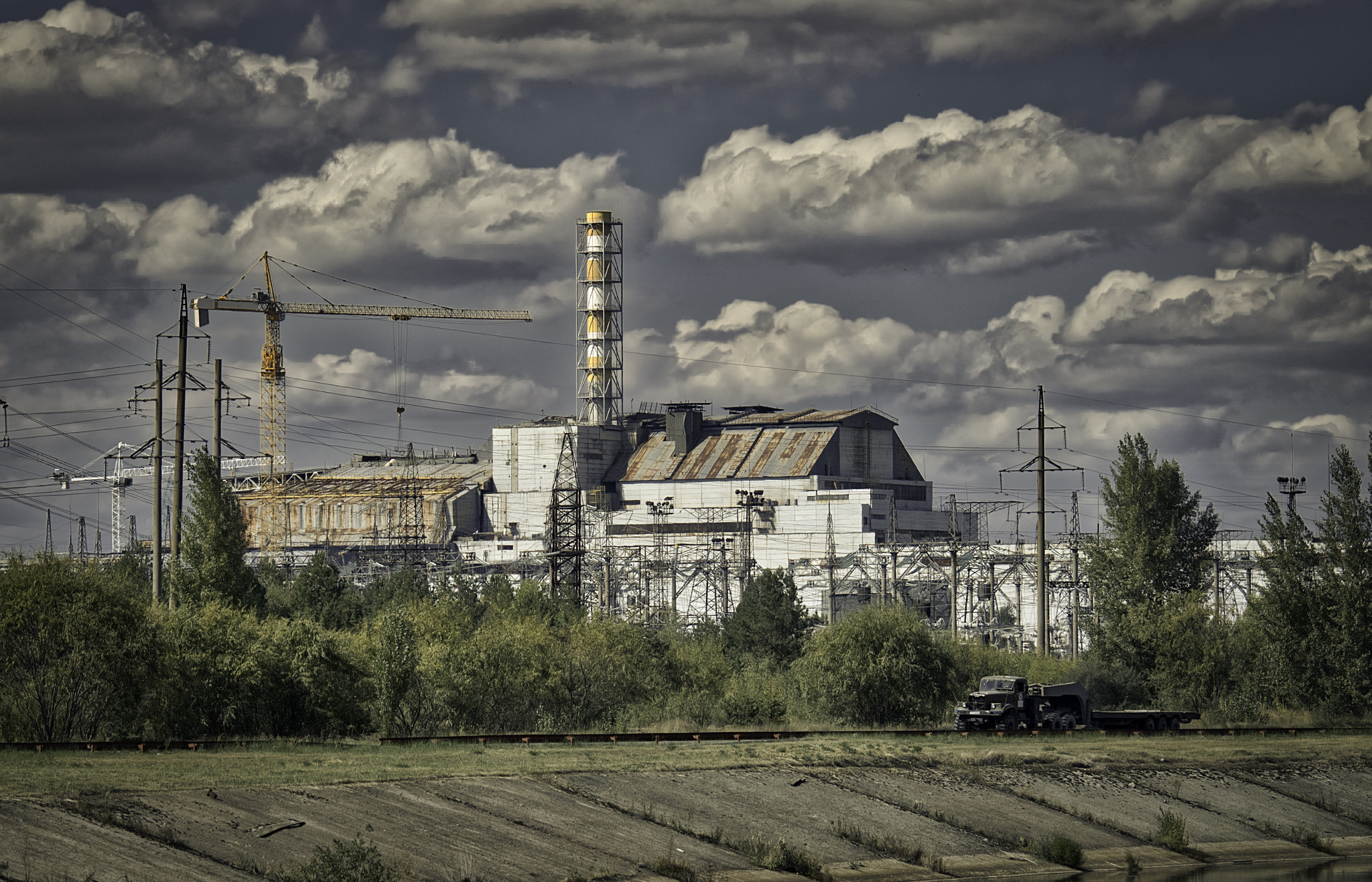 Sony a6300 + Sony FE 90mm F2.8 Macro G OSS sample photo. Reactor 4 (chernobyl power plant) photography