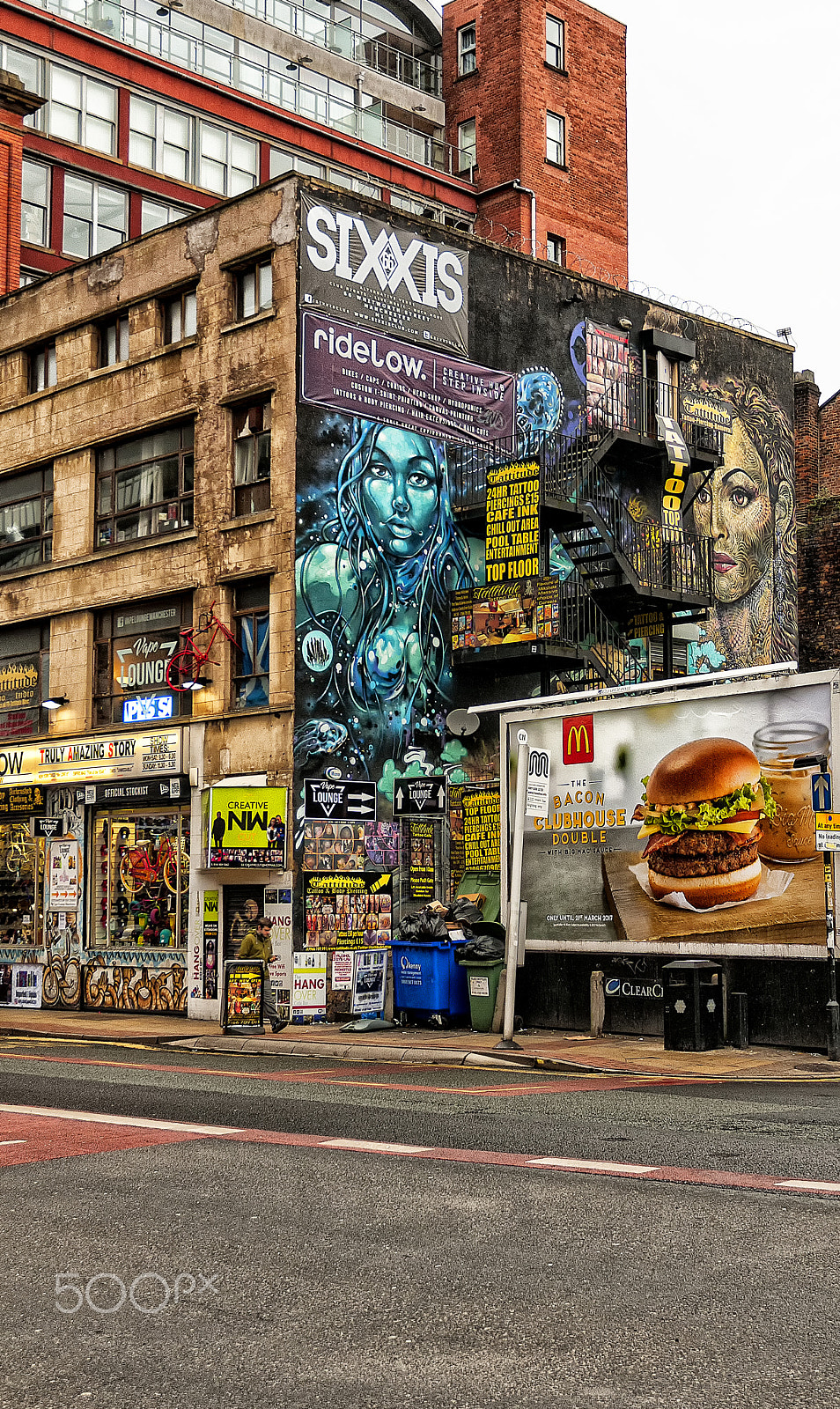 Nikon D300S sample photo. The tattoo shop  1 photography