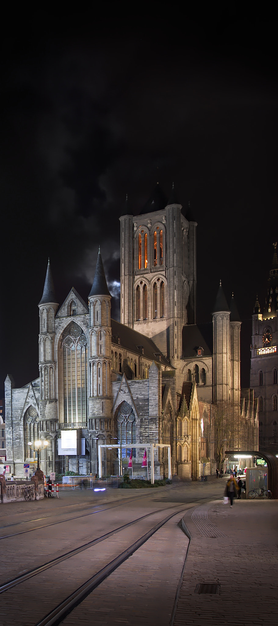 Pentax K-5 sample photo. Late night ghent photography