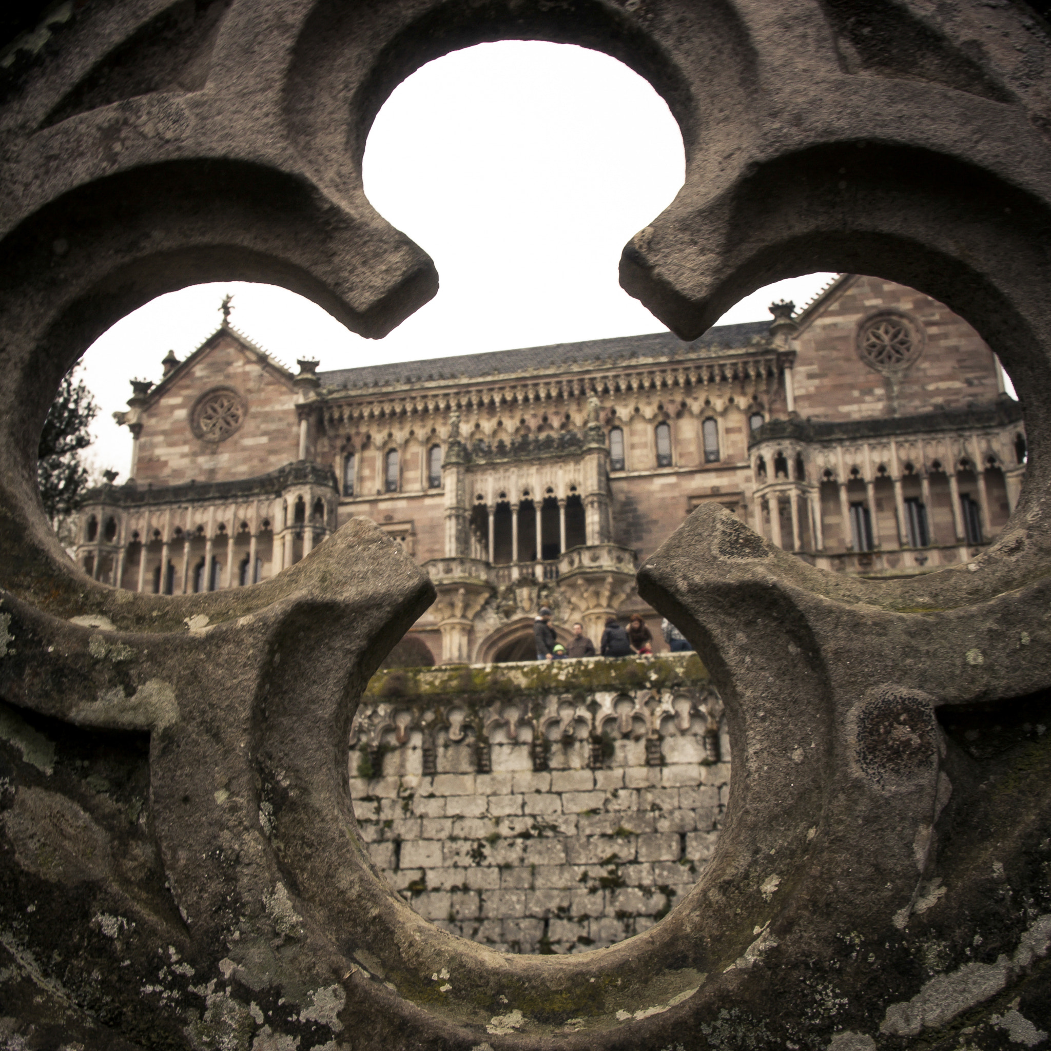 Canon EF-S 17-55mm F2.8 IS USM sample photo. Comillas university photography