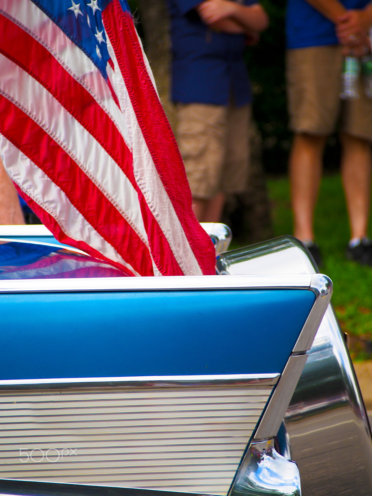 Olympus OM-D E-M5 sample photo. Classic car with american flag in fourth of july parade photography