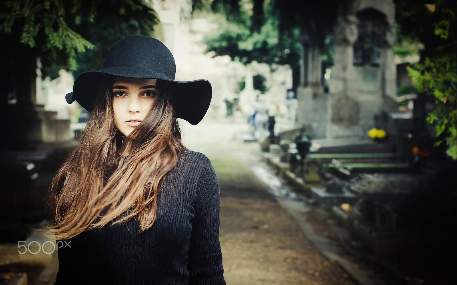 Sigma 50mm F1.4 EX DG HSM sample photo. Girl in black hat photography