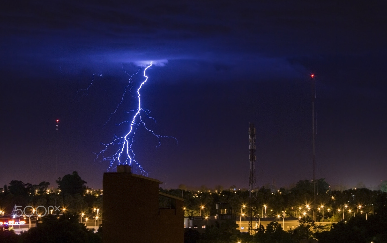 Canon EOS 650D (EOS Rebel T4i / EOS Kiss X6i) sample photo. Noche de rayos photography