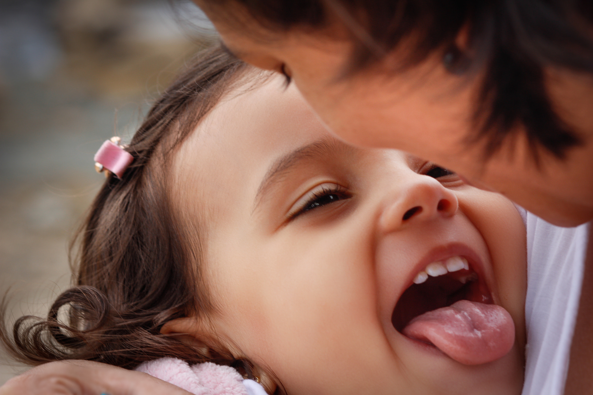 Canon EF 85mm F1.8 USM sample photo. Mother and daughter photography