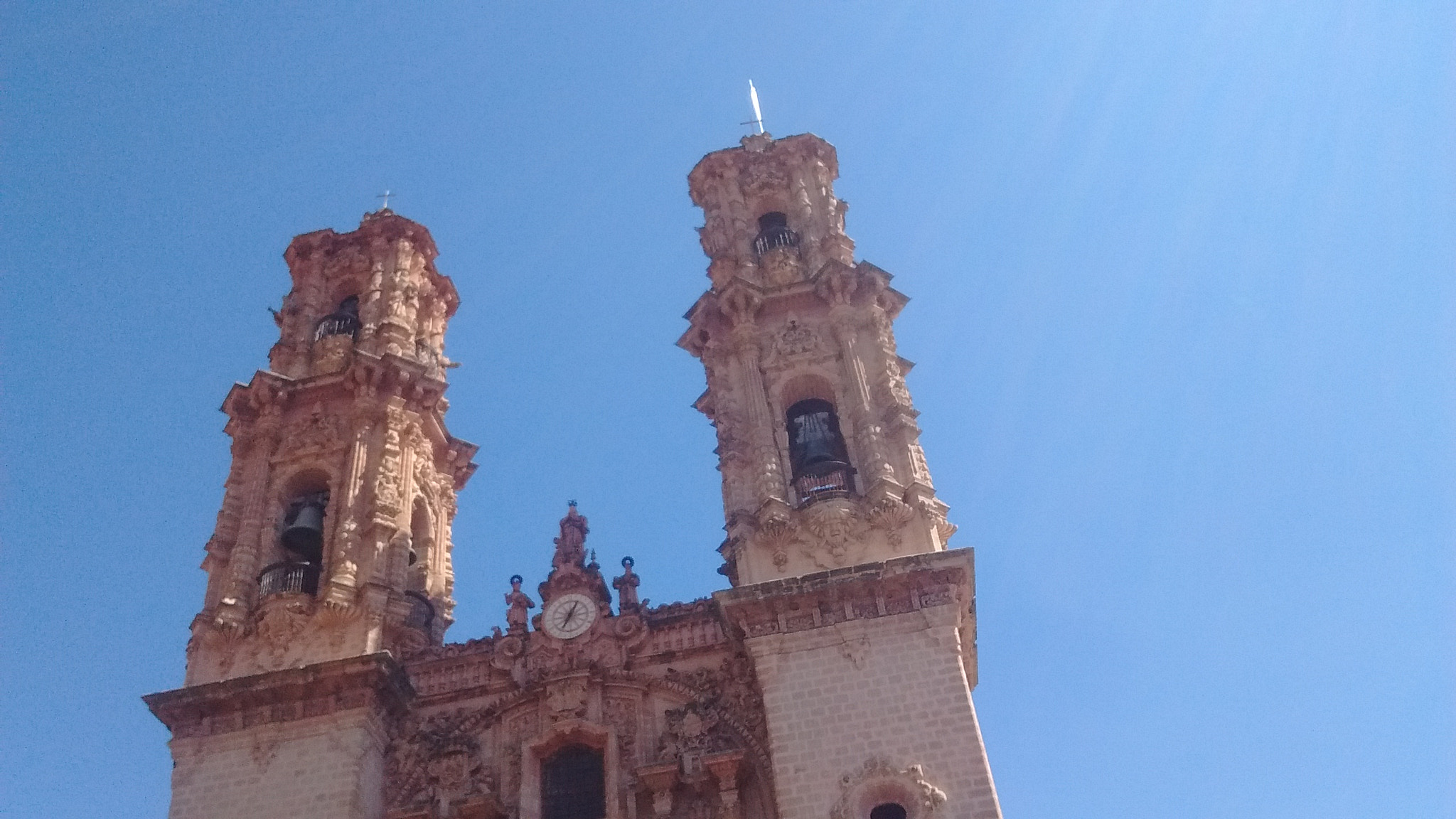 Motorola Moto E with 4G LTE (2nd Gen) sample photo. Taxco, méxico photography