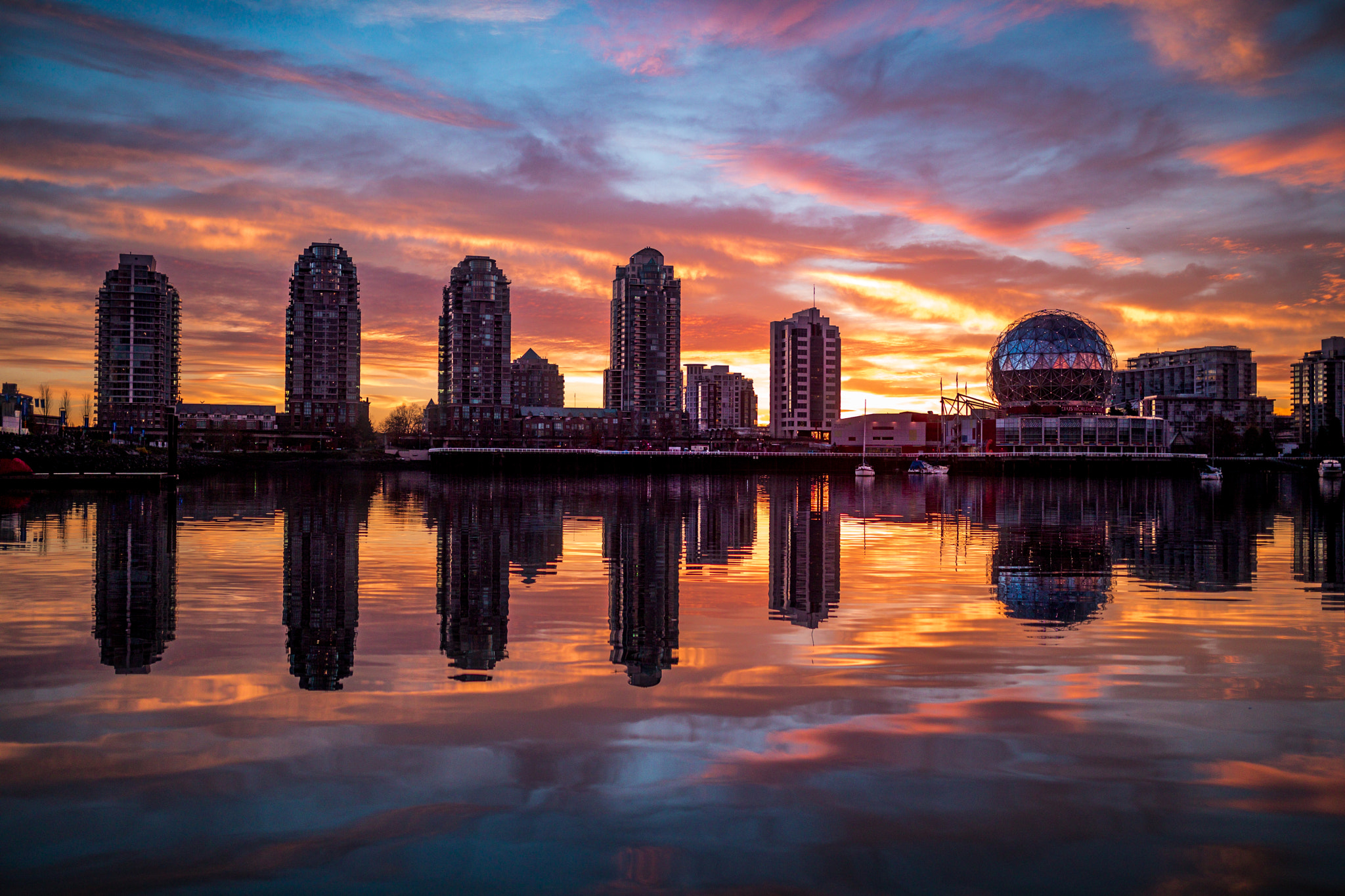 Sigma 35mm F1.4 DG HSM Art sample photo. Vancouver city sunrise photography