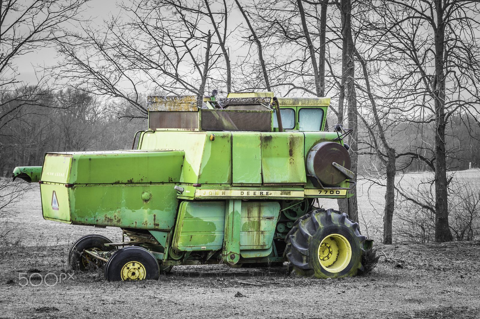 Pentax K-3 II sample photo. Retired harvester photography