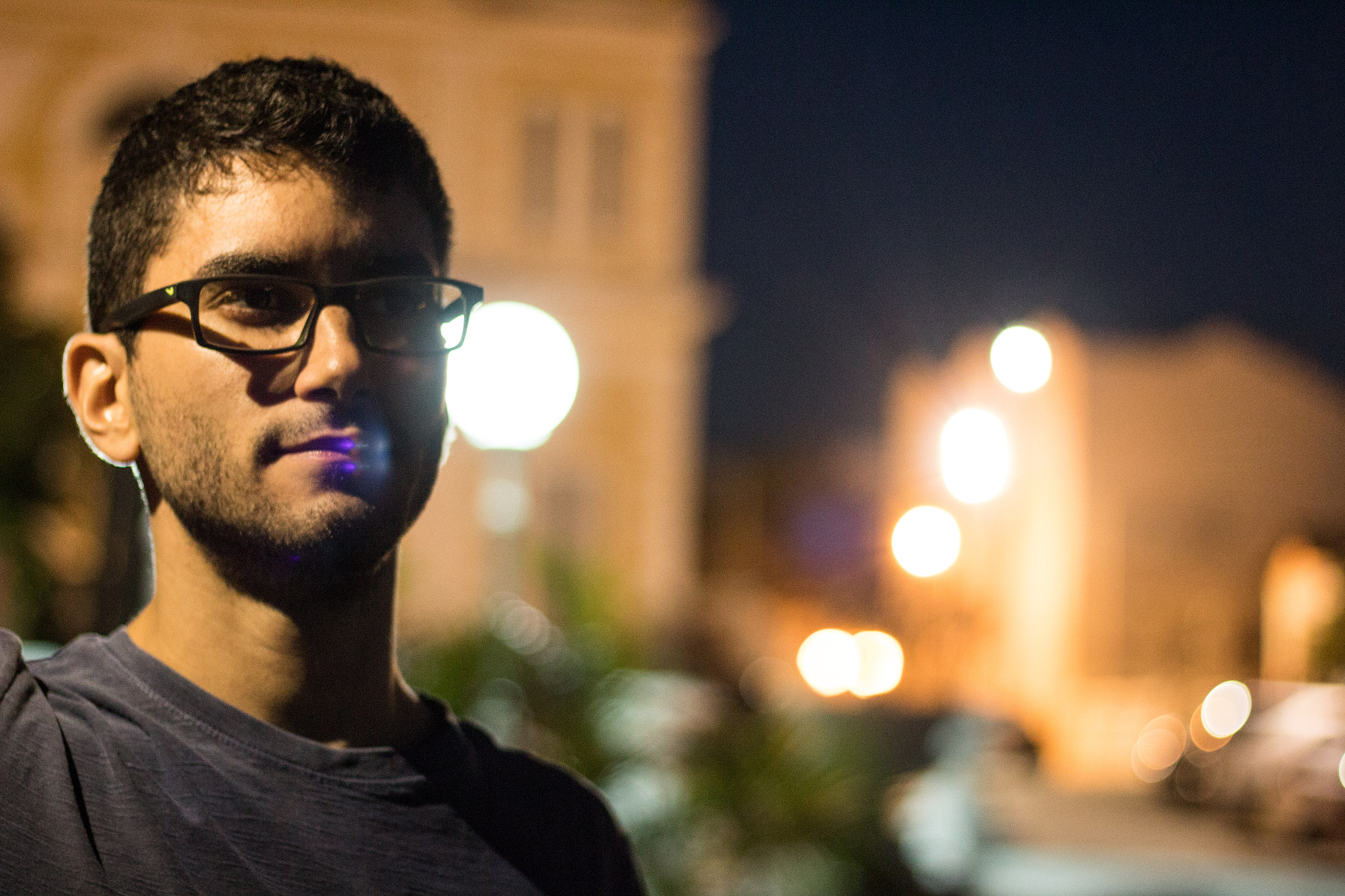 Canon EOS 1300D (EOS Rebel T6 / EOS Kiss X80) sample photo. Fim de tarde no hotel globo photography