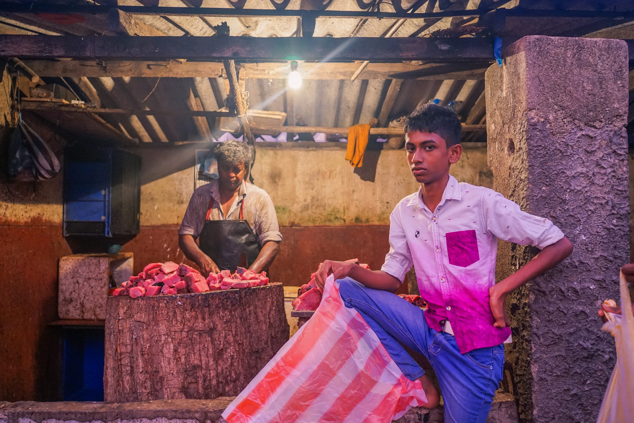 Sony a7 + Sony FE 28mm F2 sample photo. Fishing market in sri lanka photography