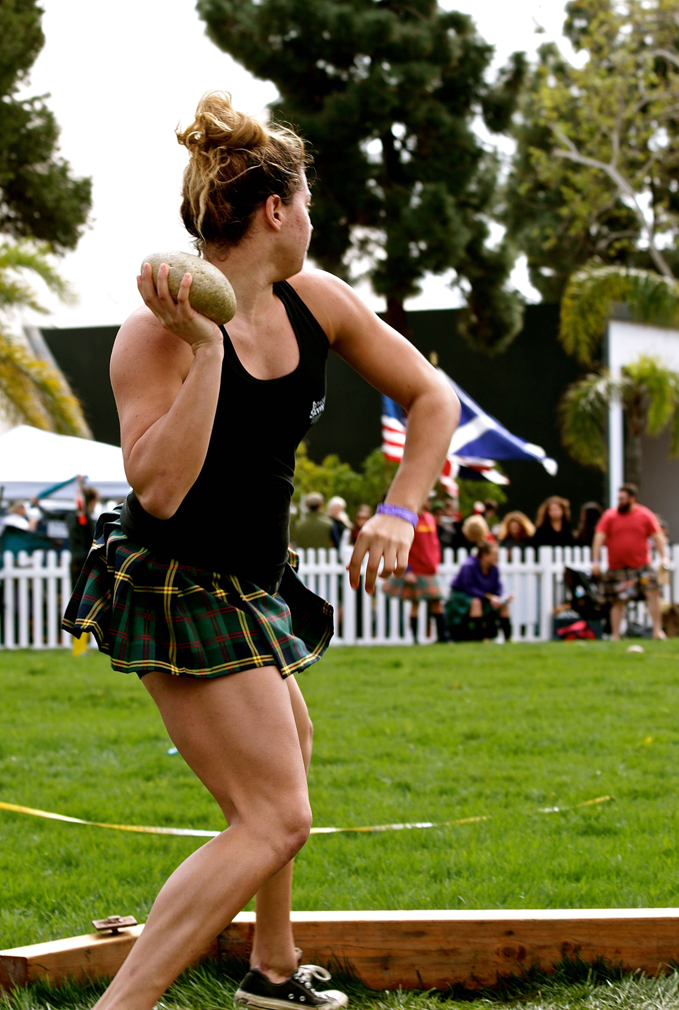 Canon EF 70-300mm F4-5.6 IS USM sample photo. Scottish highland games photography